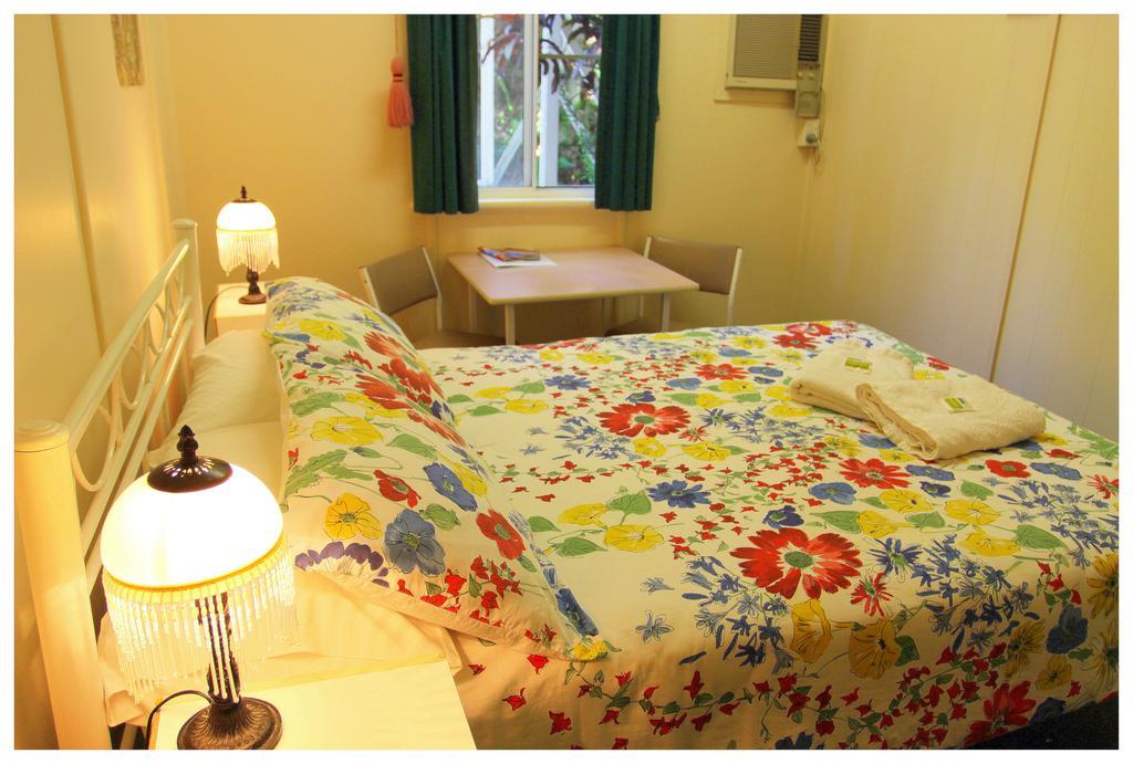 Coral Lodge Bed And Breakfast Inn Townsville Værelse billede